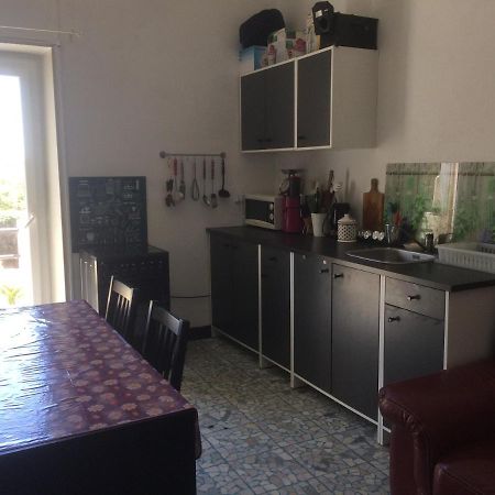Appartement Sur Sommieres Jusqu'A 6 Personnes Exterior foto